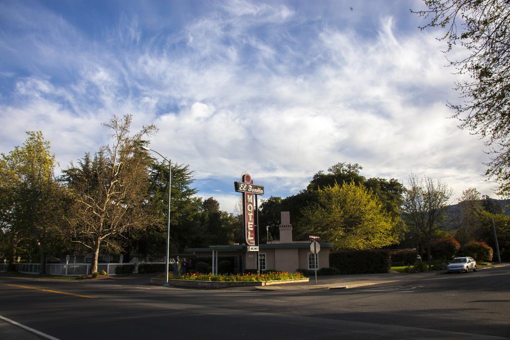 El Bonita Motel St. Helena Bagian luar foto