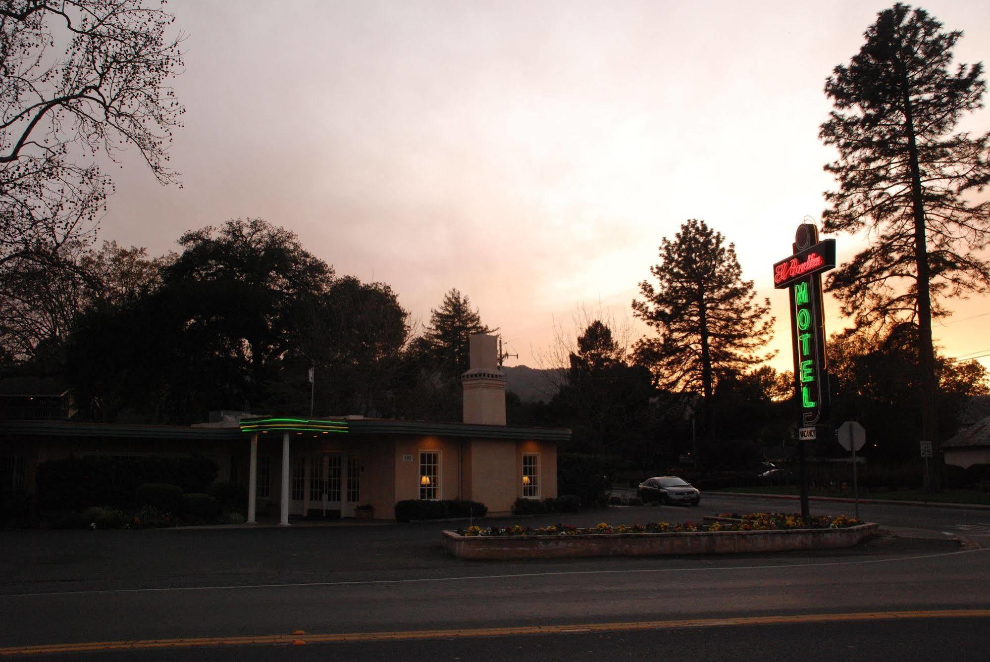 El Bonita Motel St. Helena Bagian luar foto
