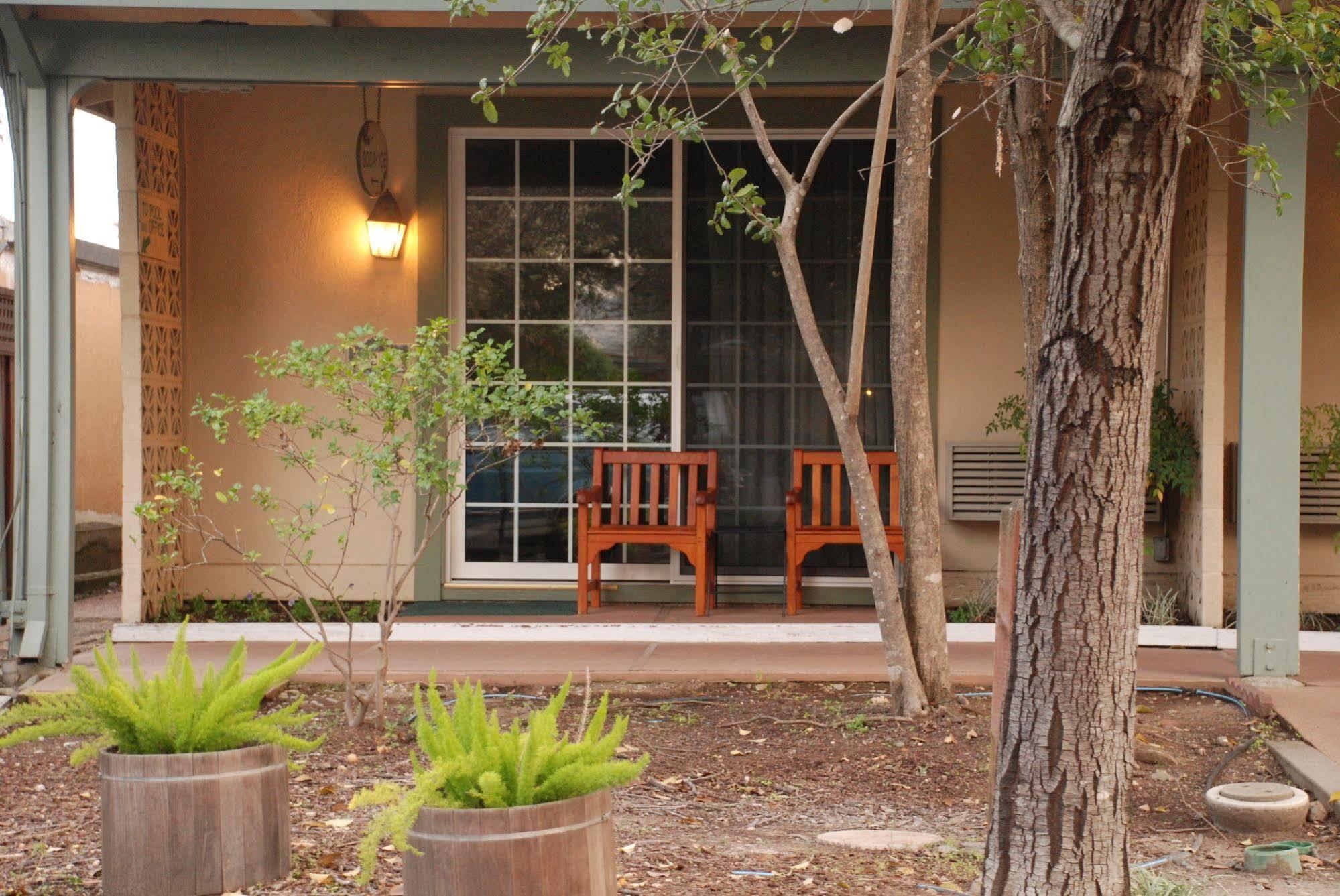 El Bonita Motel St. Helena Bagian luar foto